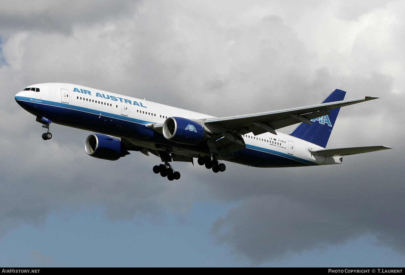 Aircraft Photo of F-ORUN | Boeing 777-2Q8/ER | Air Austral | AirHistory.net #248587