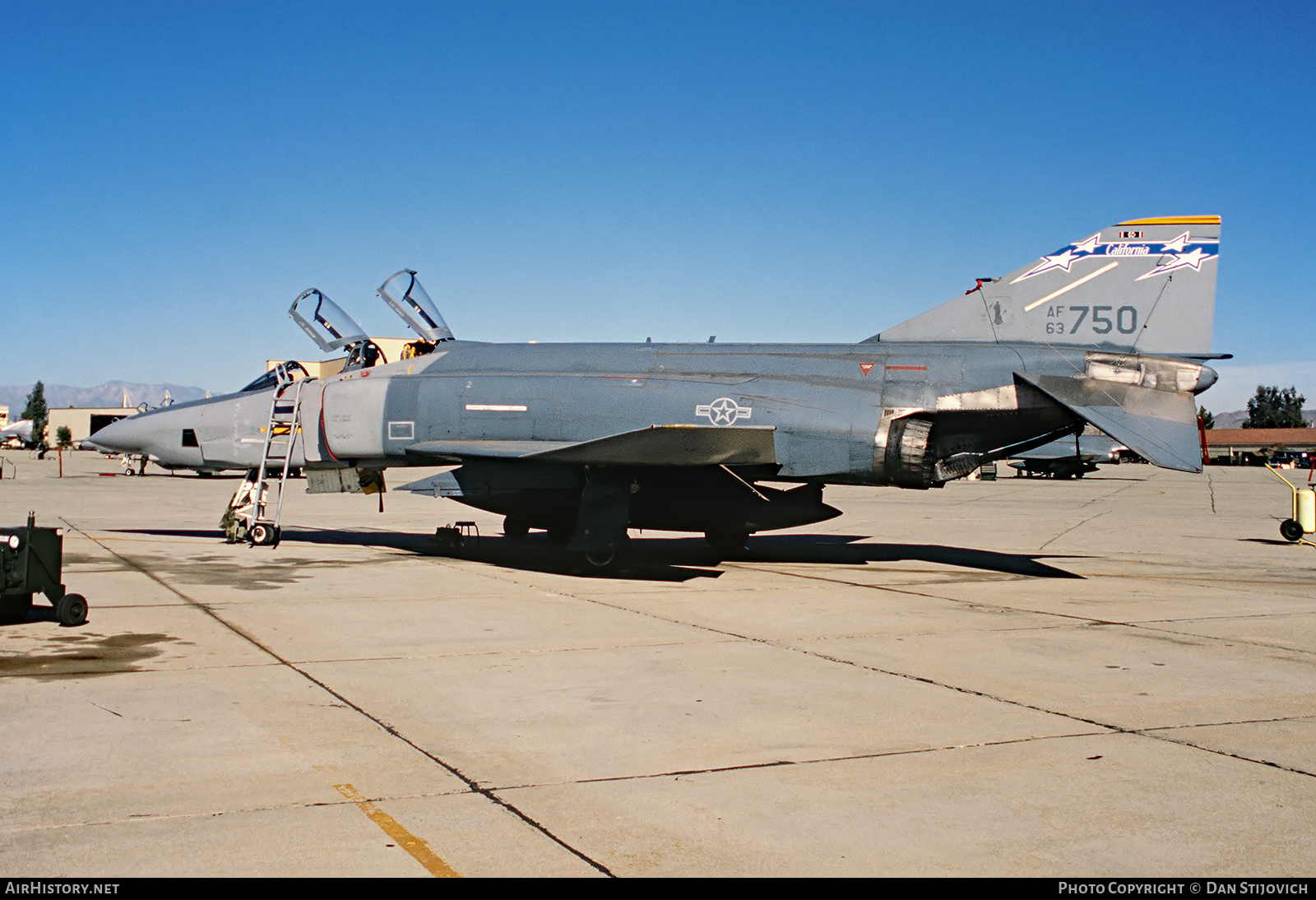 Aircraft Photo of 63-7750 / AF63750 | McDonnell RF-4C Phantom II | USA - Air Force | AirHistory.net #248625