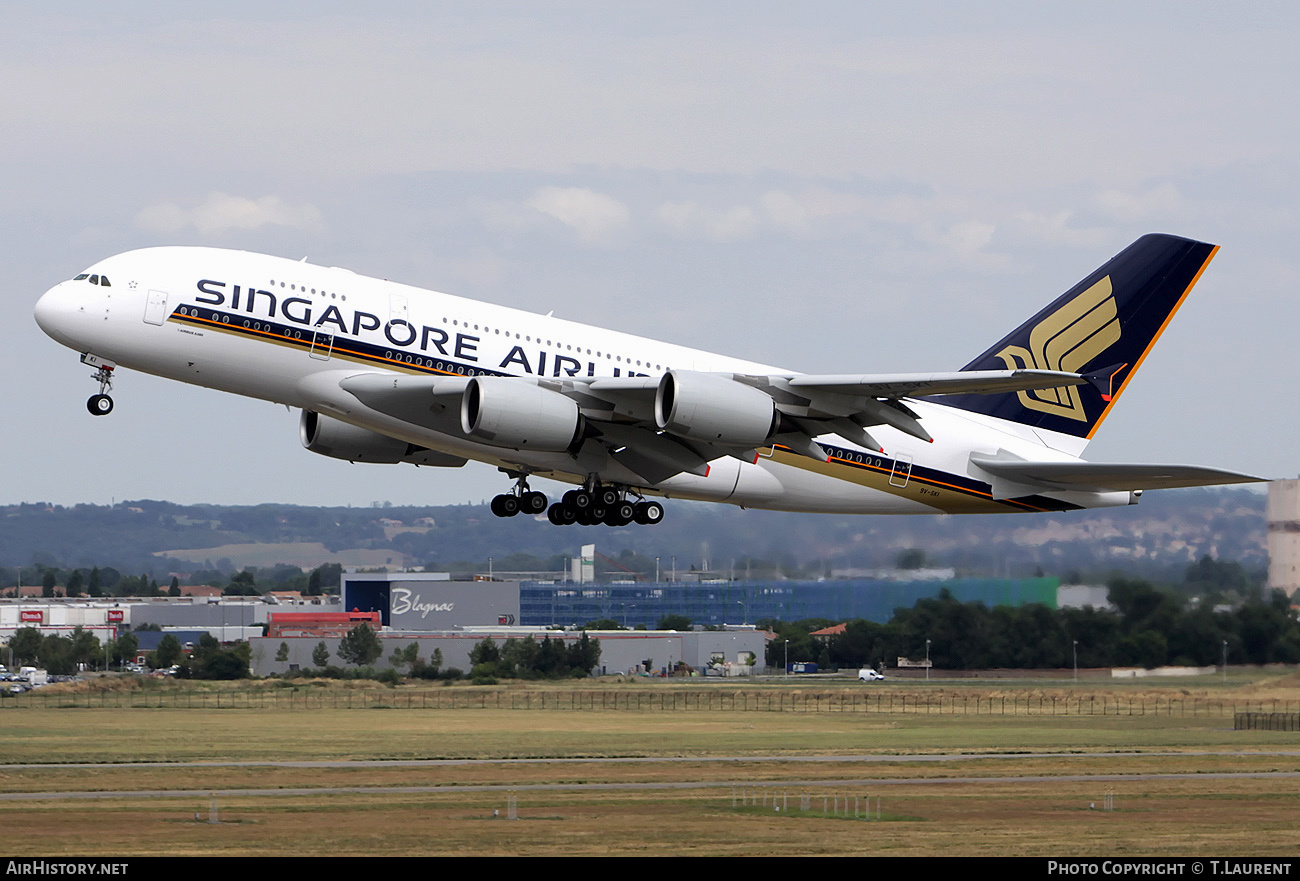 Aircraft Photo of 9V-SKI | Airbus A380-841 | Singapore Airlines | AirHistory.net #248677