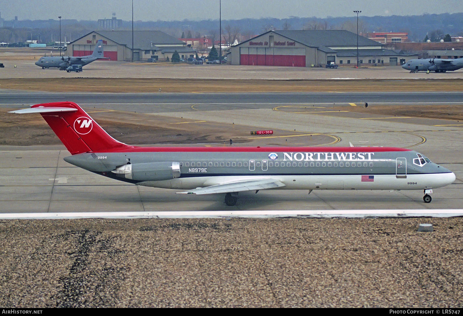 Aircraft Photo of N8979E | McDonnell Douglas DC-9-31 | Northwest Airlines | AirHistory.net #248711