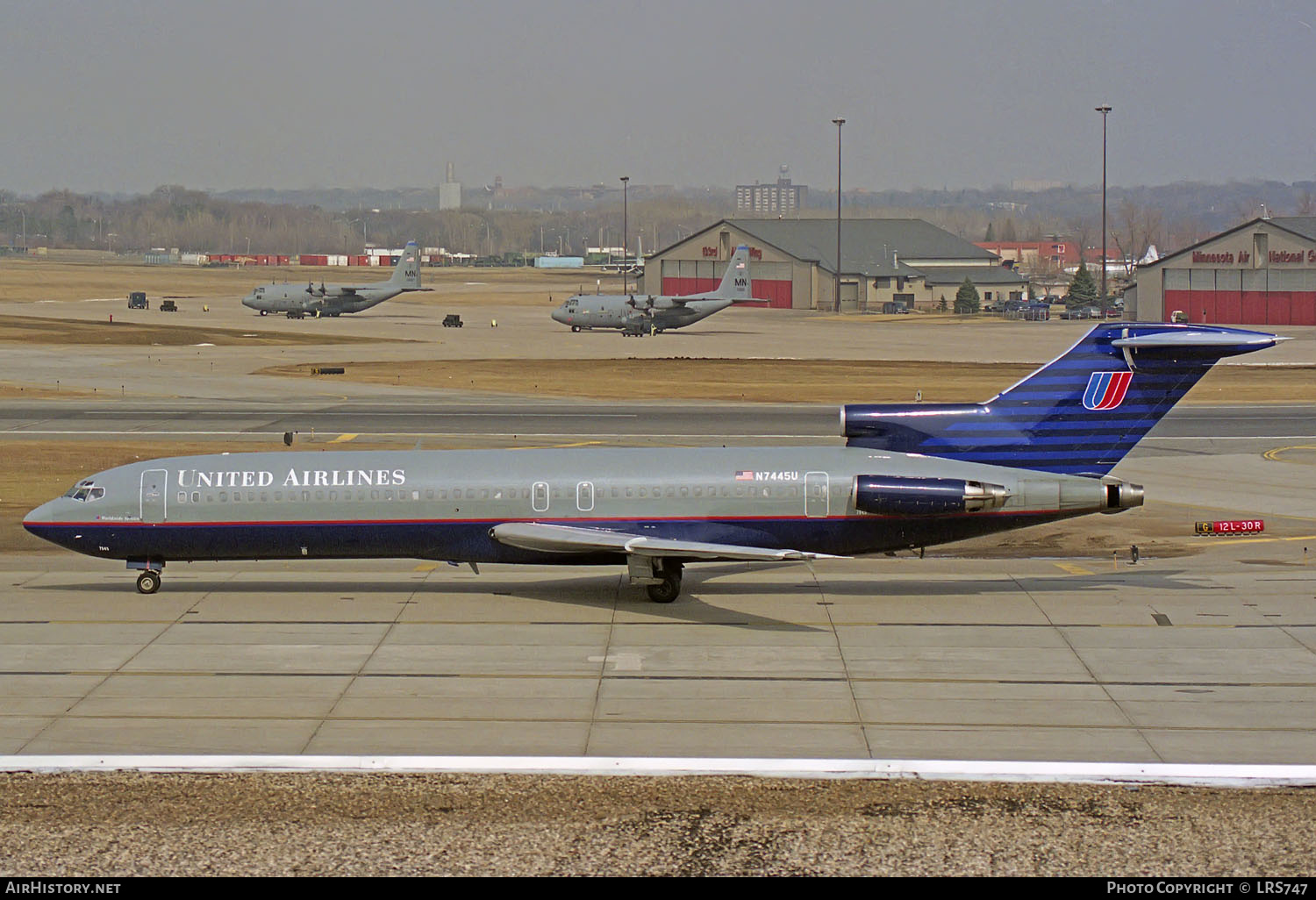 Aircraft Photo of N7445U | Boeing 727-222/Adv | United Airlines | AirHistory.net #248732