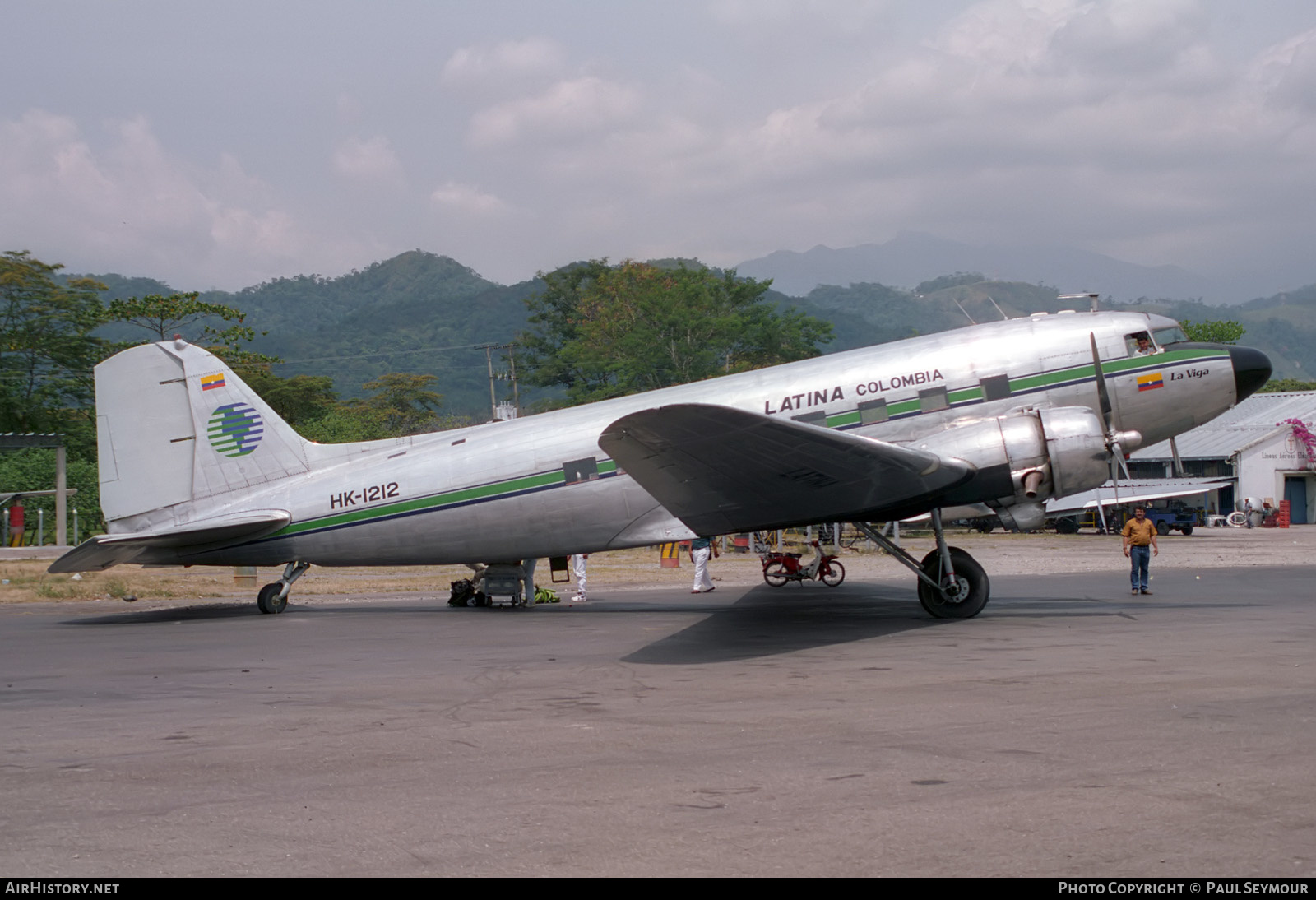 Aircraft Photo of HK-1212 | Douglas DC-3A | Latina de Aviación | AirHistory.net #248742