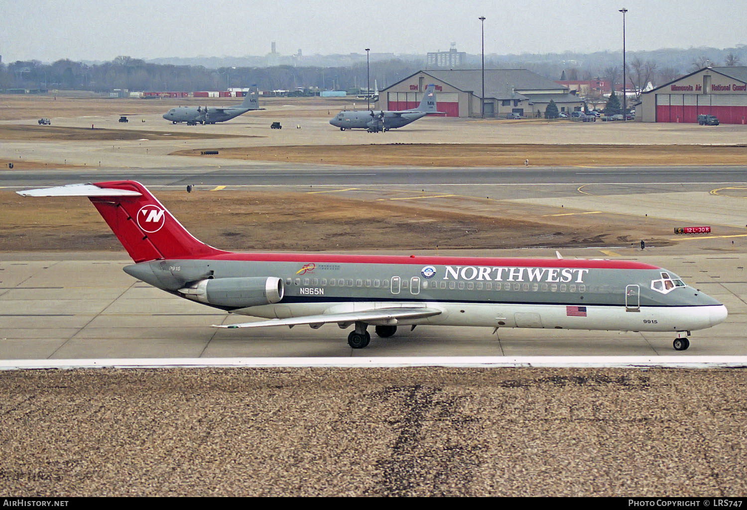 Aircraft Photo of N965N | McDonnell Douglas DC-9-31 | Northwest Airlines | AirHistory.net #248750