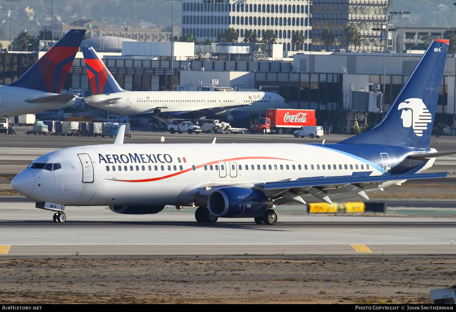 Aircraft Photo of XA-MIA | Boeing 737-852 | AeroMéxico | AirHistory.net #248801