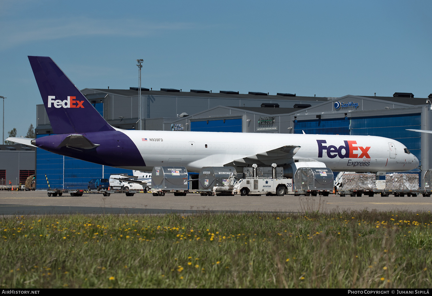Aircraft Photo of N939FD | Boeing 757-23A(SF) | FedEx Express - Federal Express | AirHistory.net #248852
