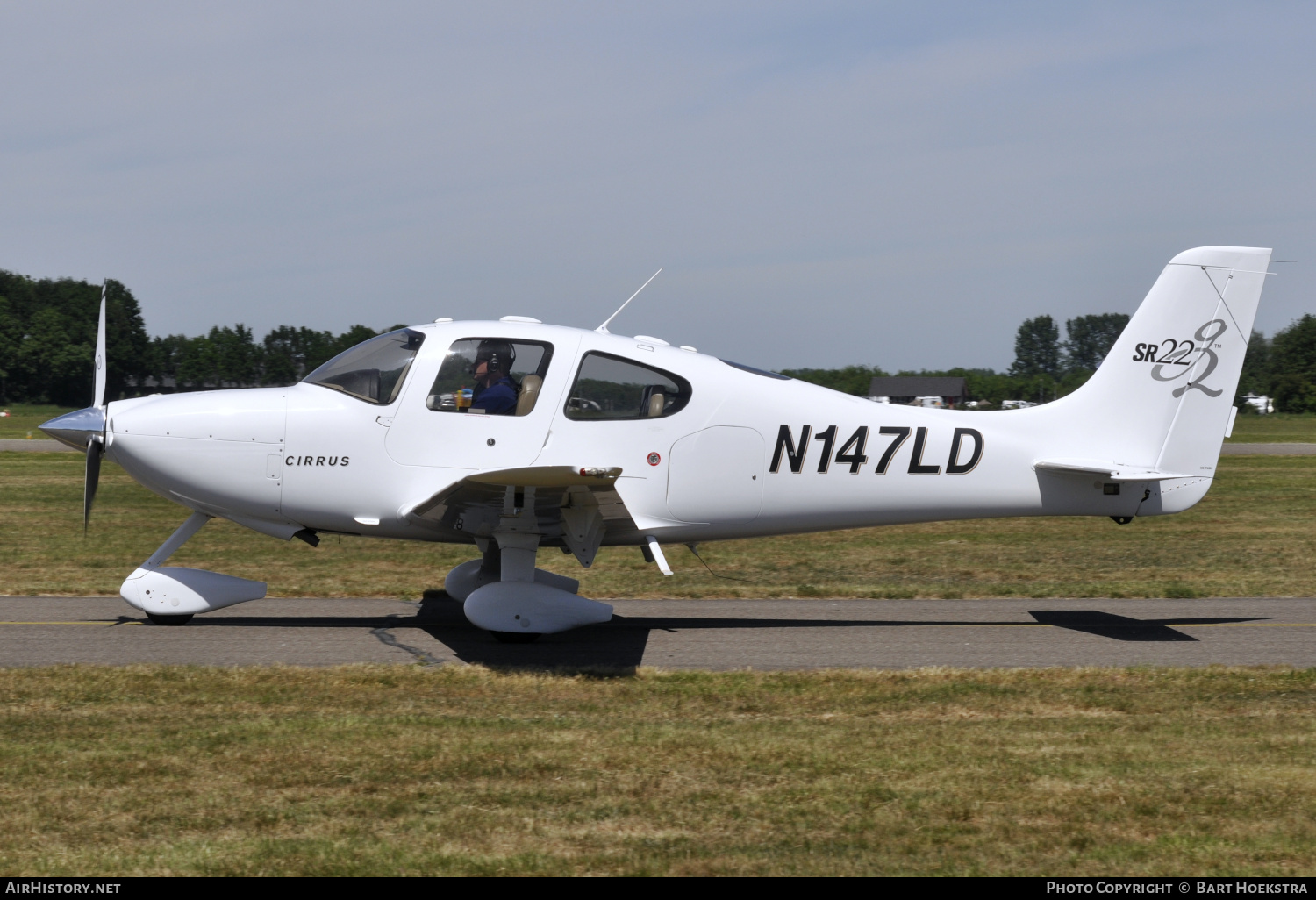 Aircraft Photo of N147LD | Cirrus SR-22 G2 | AirHistory.net #248883