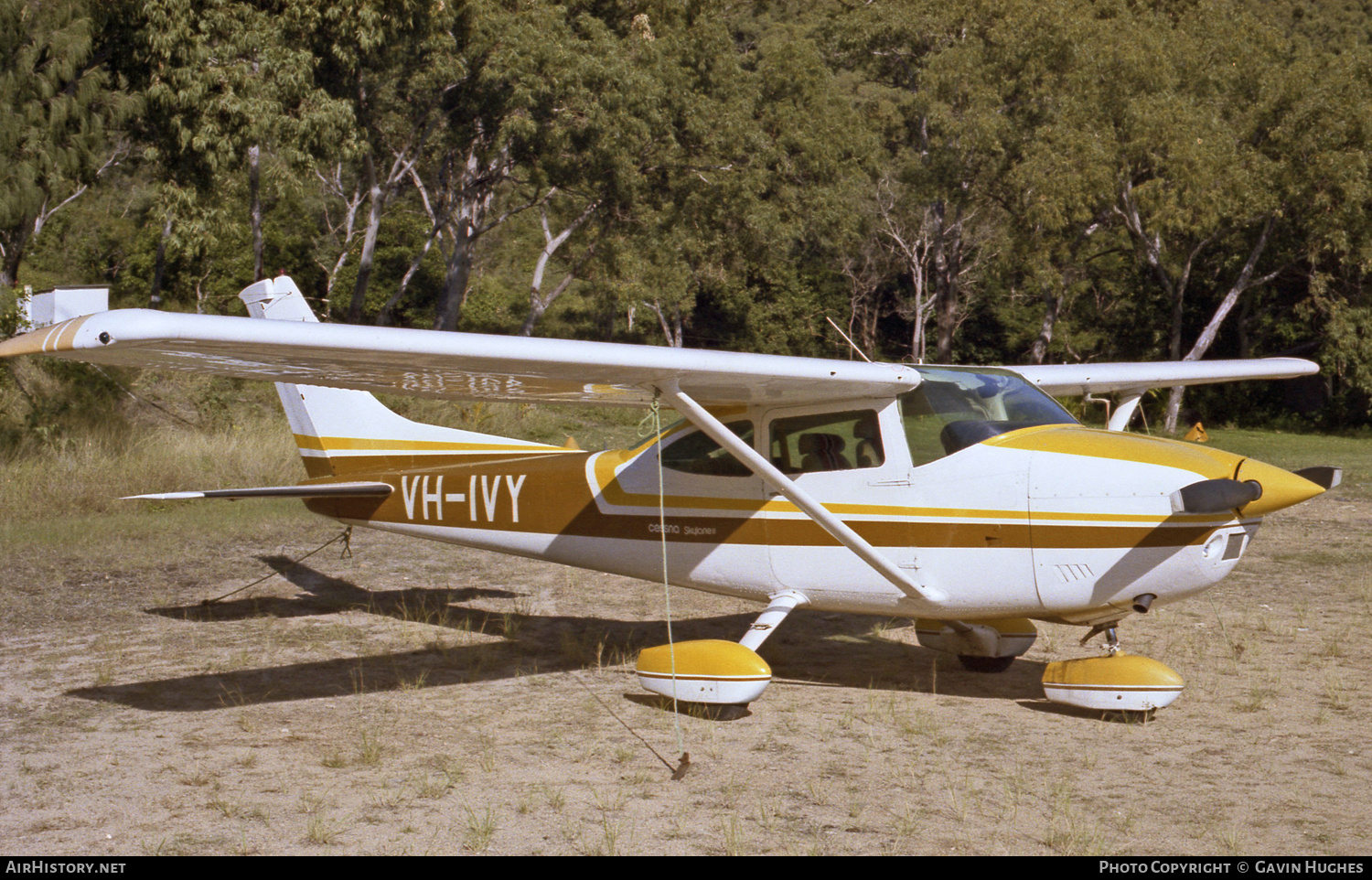 Aircraft Photo of VH-IVY | Cessna 182P Skylane II | AirHistory.net #249012