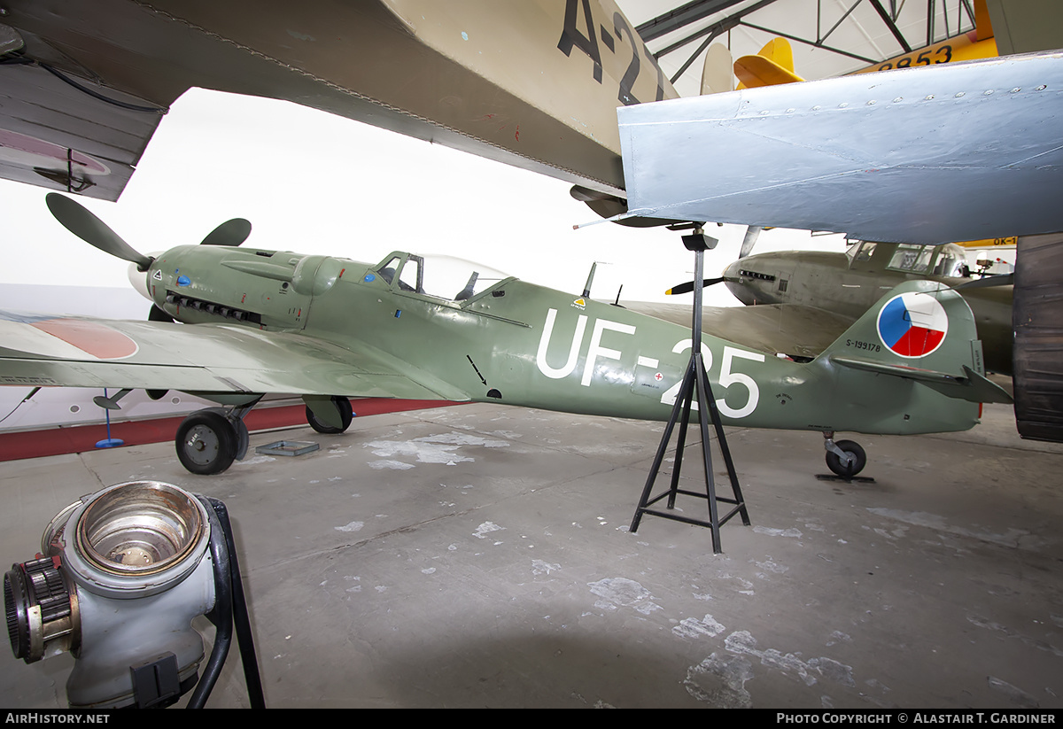 Aircraft Photo of UF-25 | Avia S-199 Mezek | Czechoslovakia - Air Force | AirHistory.net #249057