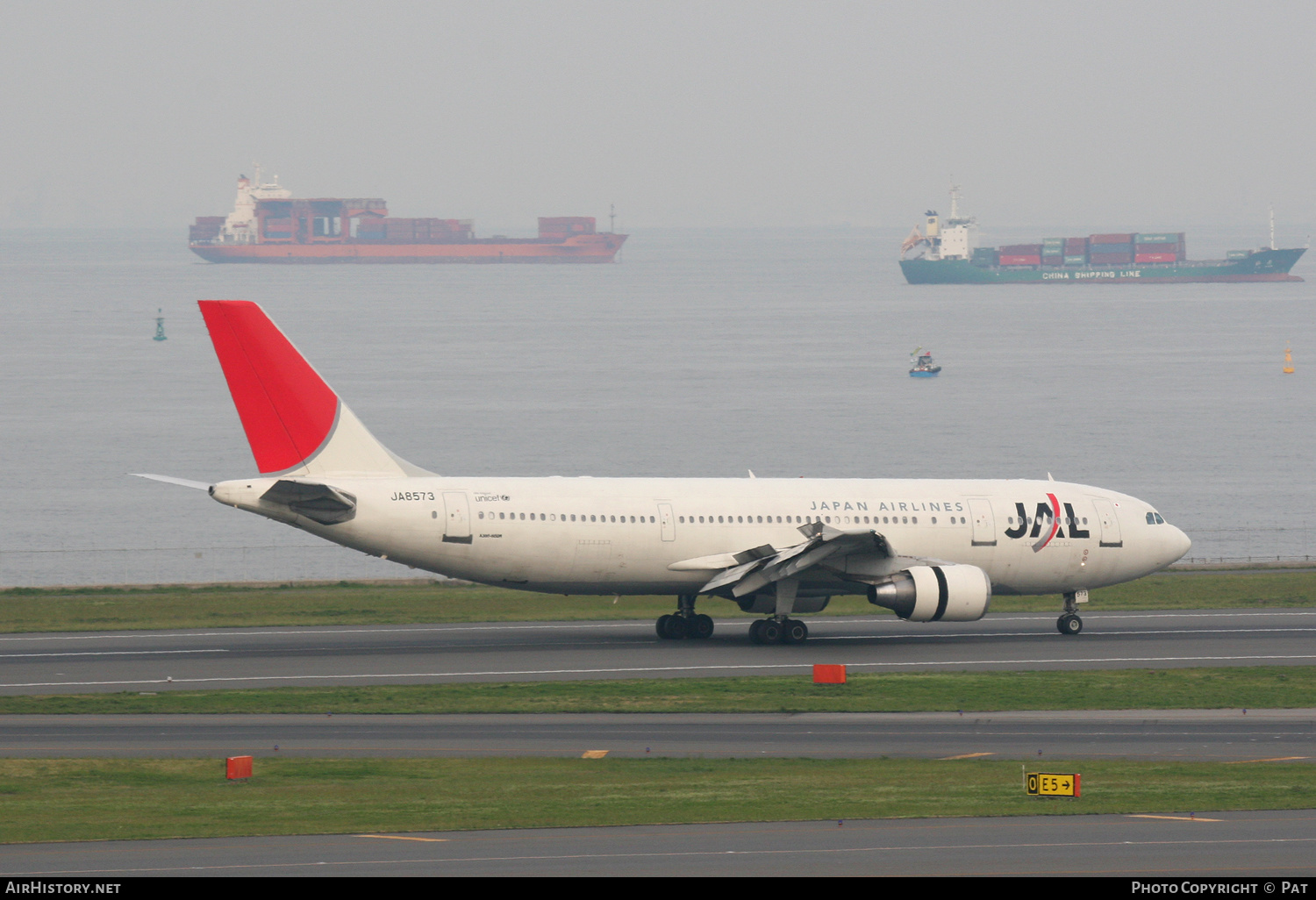 Aircraft Photo of JA8573 | Airbus A300B4-622R | Japan Airlines - JAL | AirHistory.net #249104