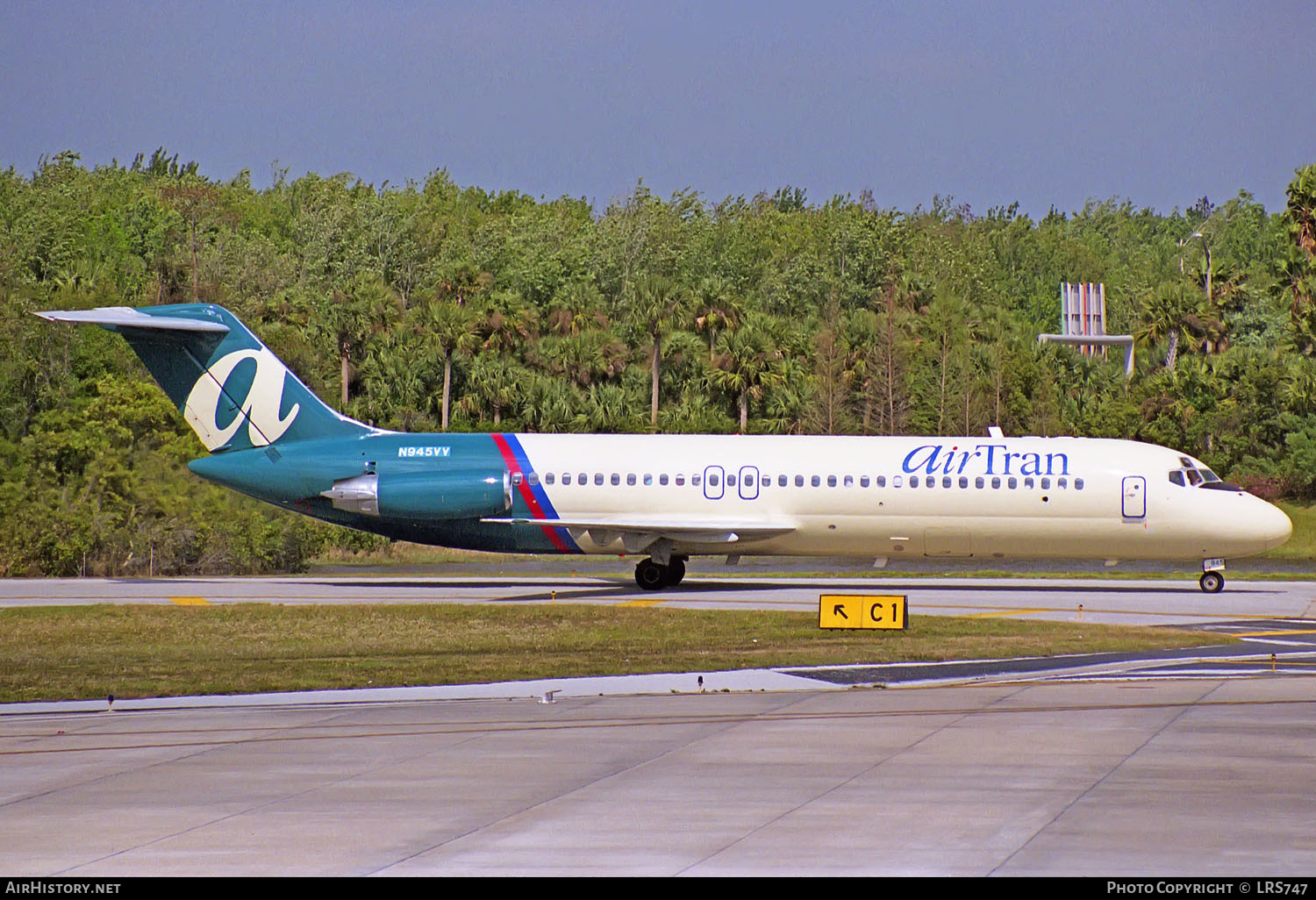 Aircraft Photo of N945VV | McDonnell Douglas DC-9-32 | AirTran | AirHistory.net #249123