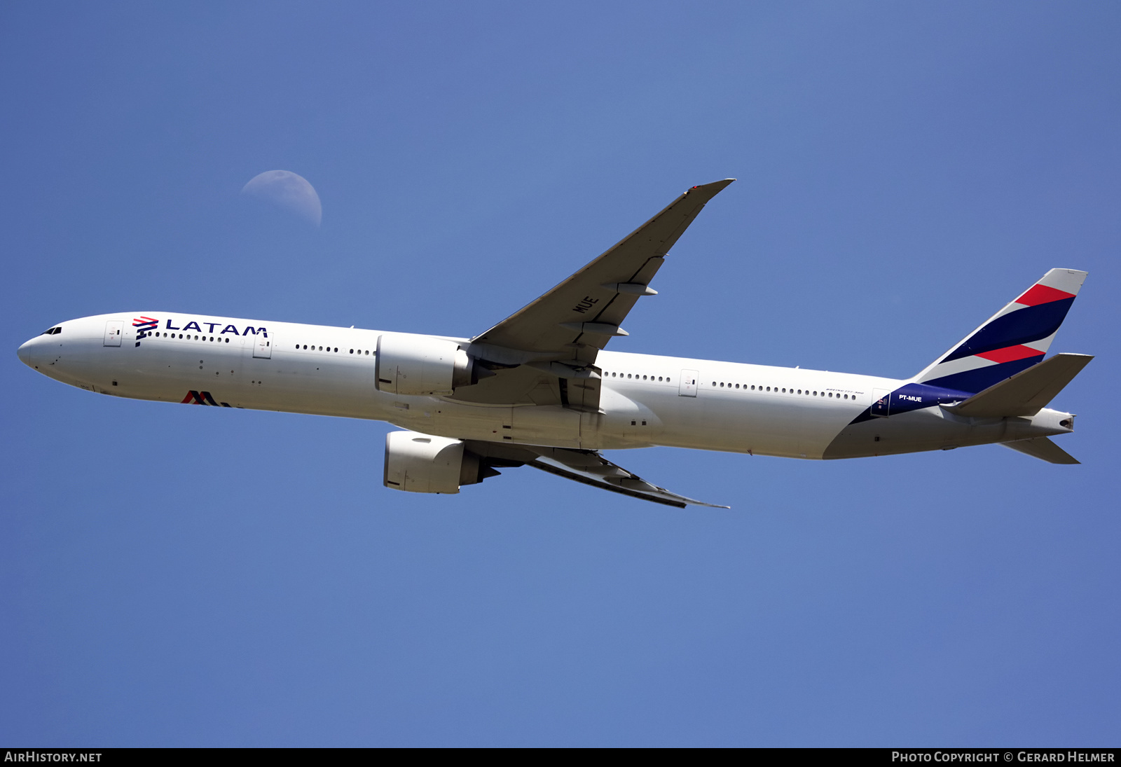Aircraft Photo of PT-MUE | Boeing 777-32W/ER | LATAM Airlines | AirHistory.net #249183