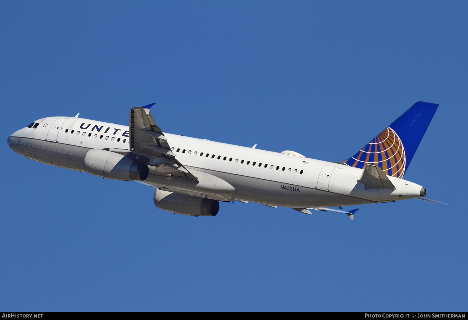 Aircraft Photo of N453UA | Airbus A320-232 | United Airlines | AirHistory.net #249271