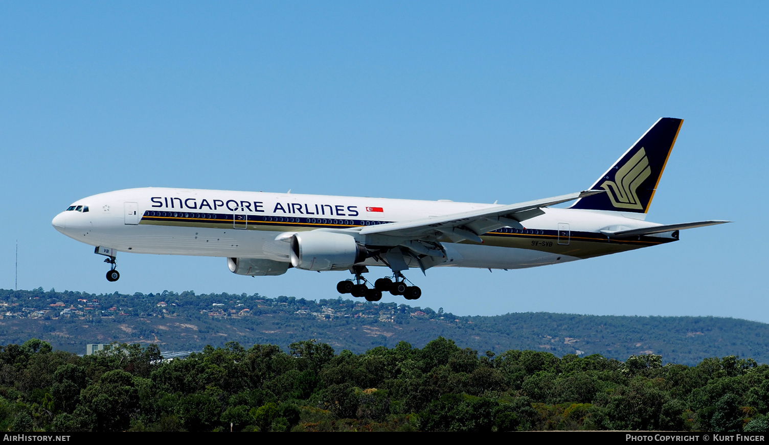 Aircraft Photo of 9V-SVB | Boeing 777-212/ER | Singapore Airlines | AirHistory.net #249346