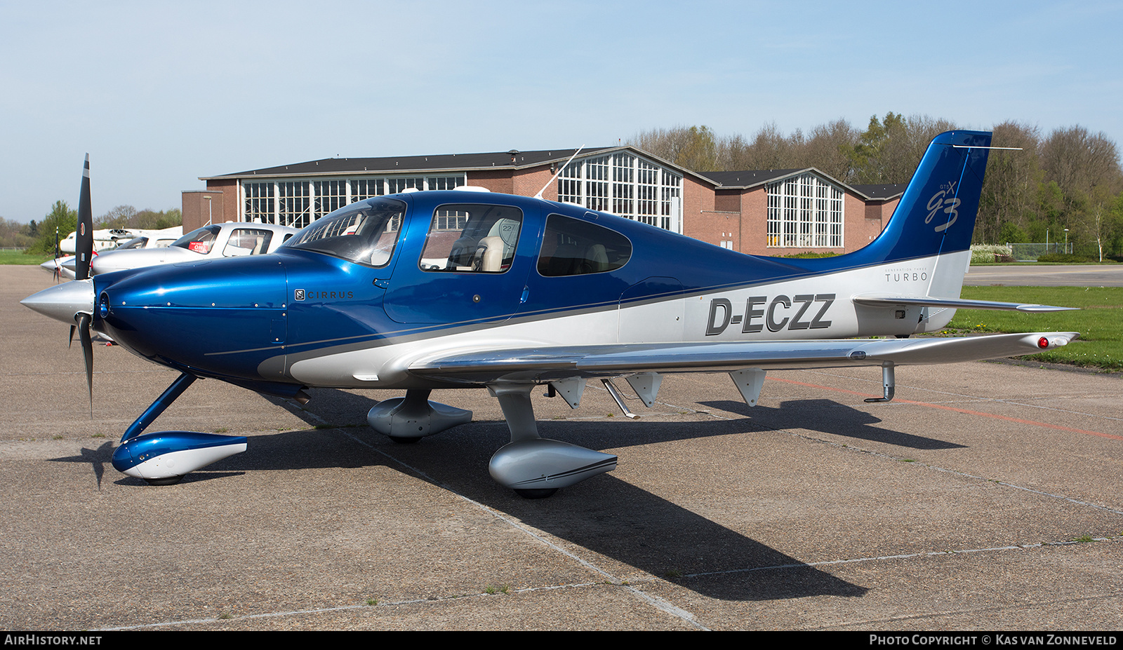 Aircraft Photo of D-ECZZ | Cirrus SR-22 G3-GTSX Turbo | AirHistory.net #249425