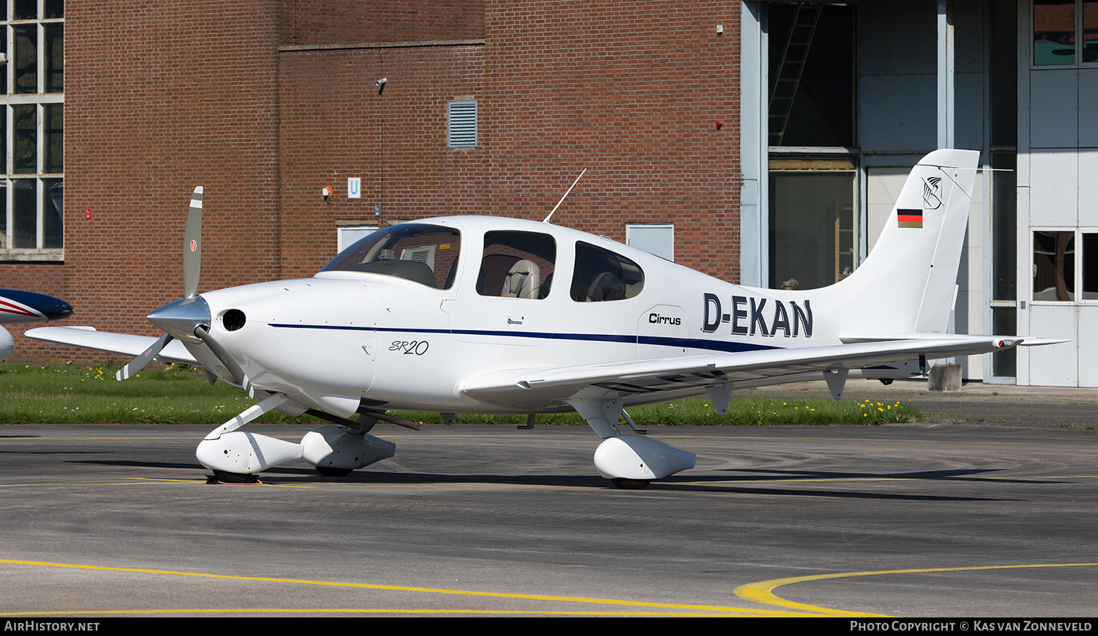 Aircraft Photo of D-EKAN | Cirrus SR-20 G1 | AirHistory.net #249429