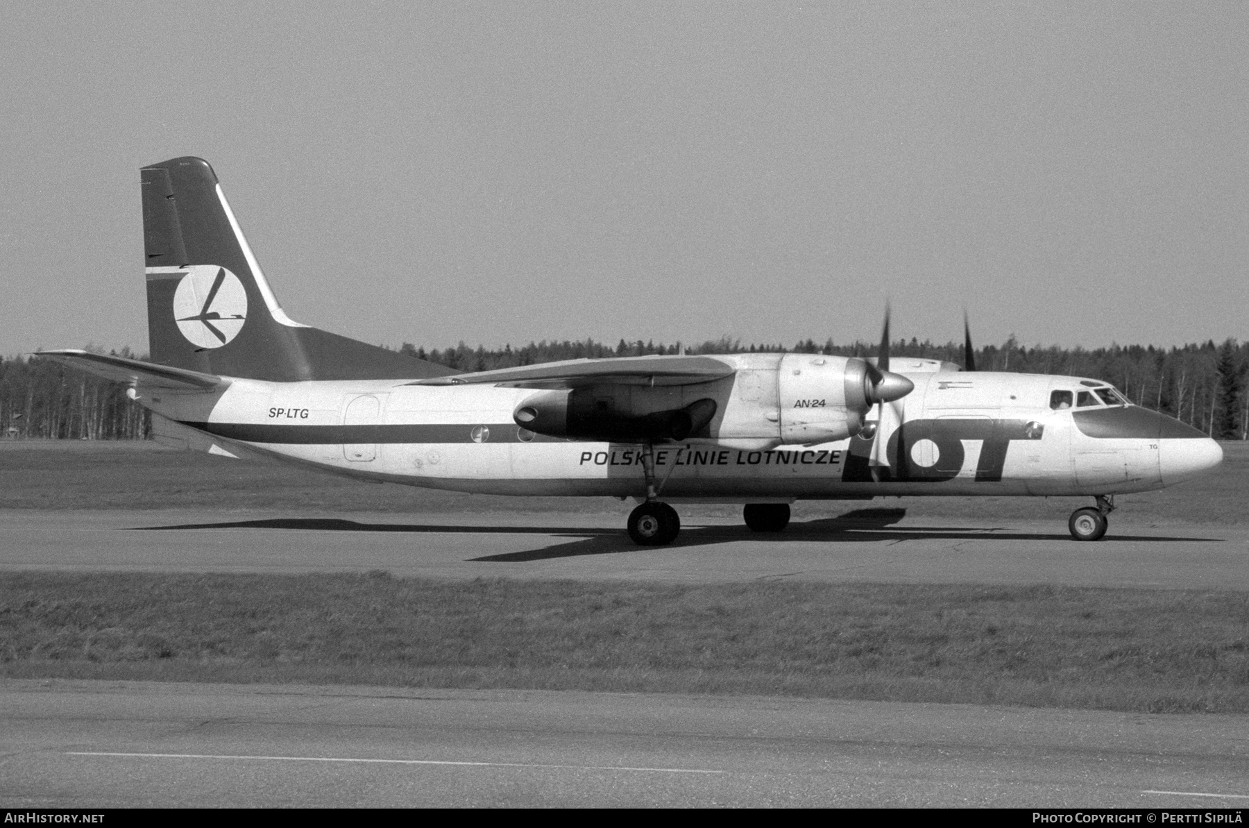 Aircraft Photo of SP-LTG | Antonov An-24V | LOT Polish Airlines - Polskie Linie Lotnicze | AirHistory.net #249437