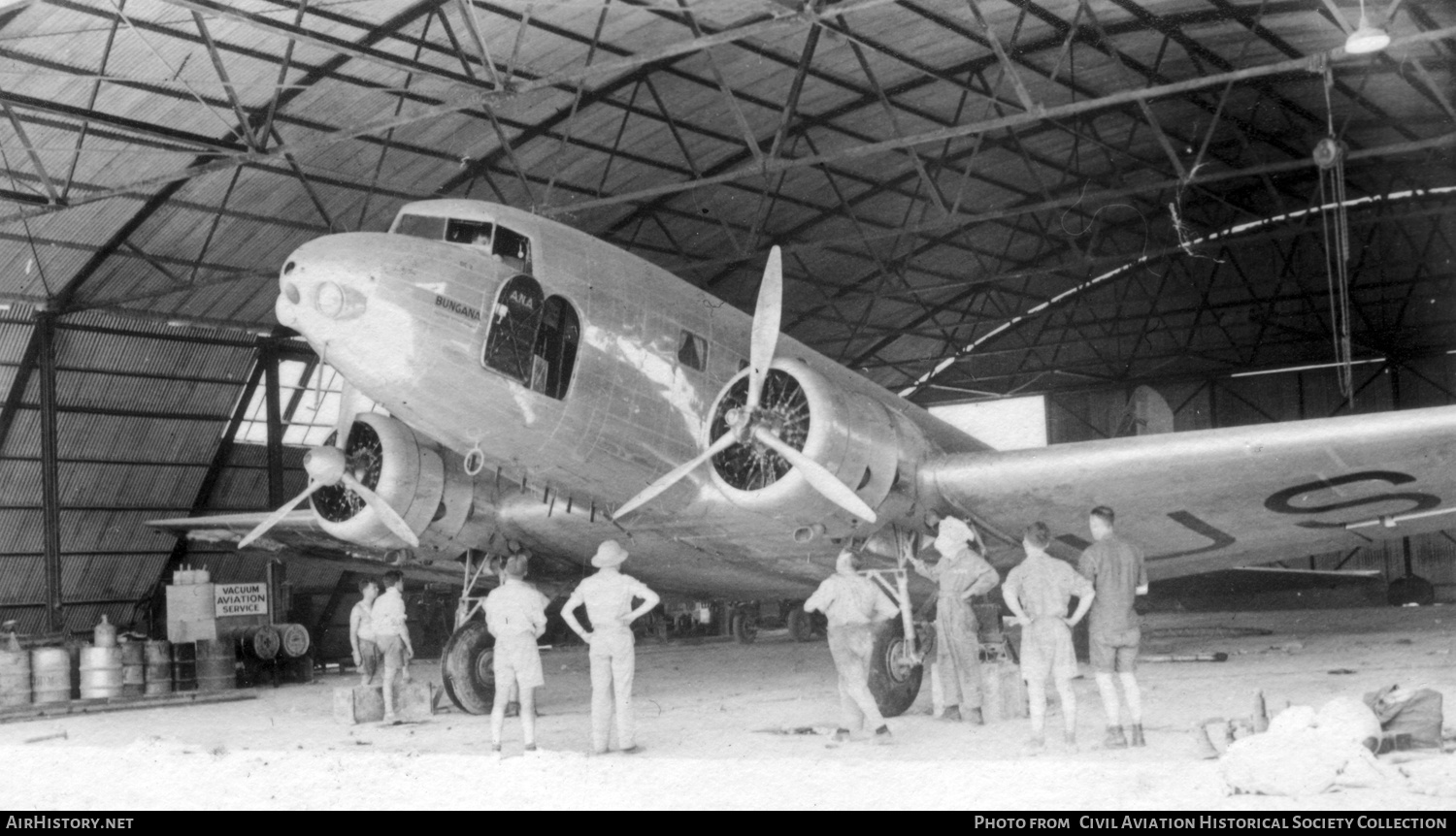 Aircraft Photo of VH-USY | Douglas DC-2-185 | Australian National Airways - ANA | AirHistory.net #249444