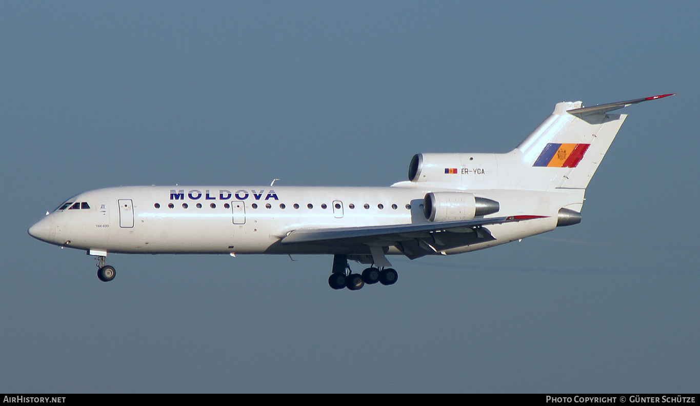 Aircraft Photo of ER-YCA | Yakovlev Yak-42D | Air Moldova International | AirHistory.net #249534