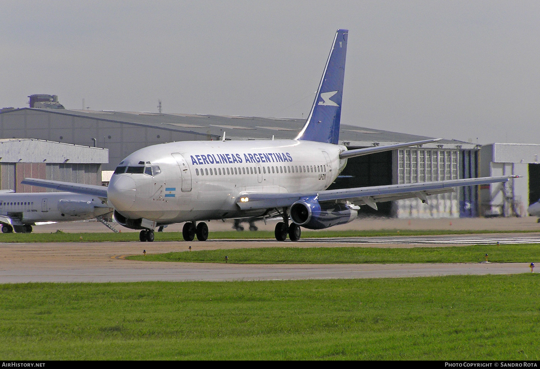 Aircraft Photo of LV-ZYI | Boeing 737-228/Adv | Austral Líneas Aéreas | AirHistory.net #249574