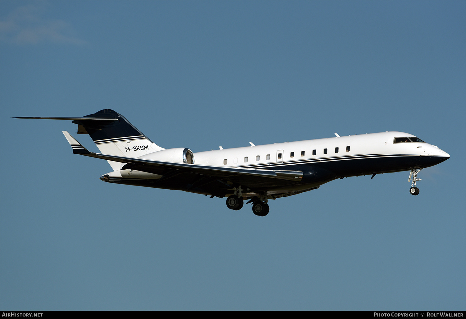 Aircraft Photo of M-SKSM | Bombardier Global 5000 (BD-700-1A11) | AirHistory.net #249592