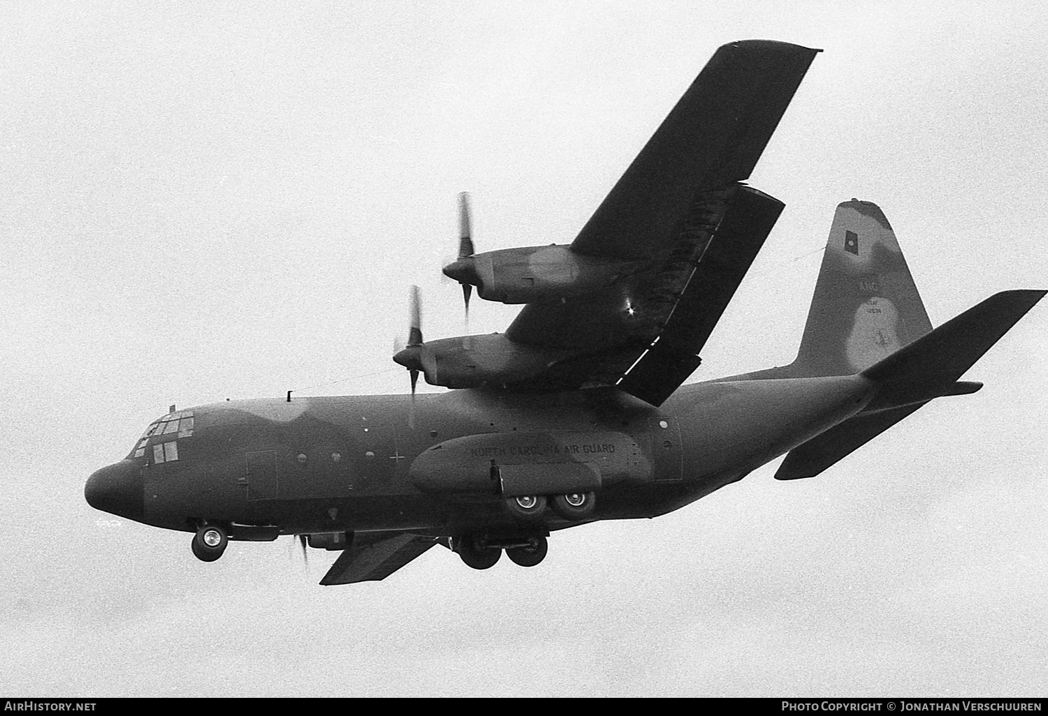 Aircraft Photo of 61-2638 / 12638 | Lockheed C-130B Hercules (L-282) | USA - Air Force | AirHistory.net #249604