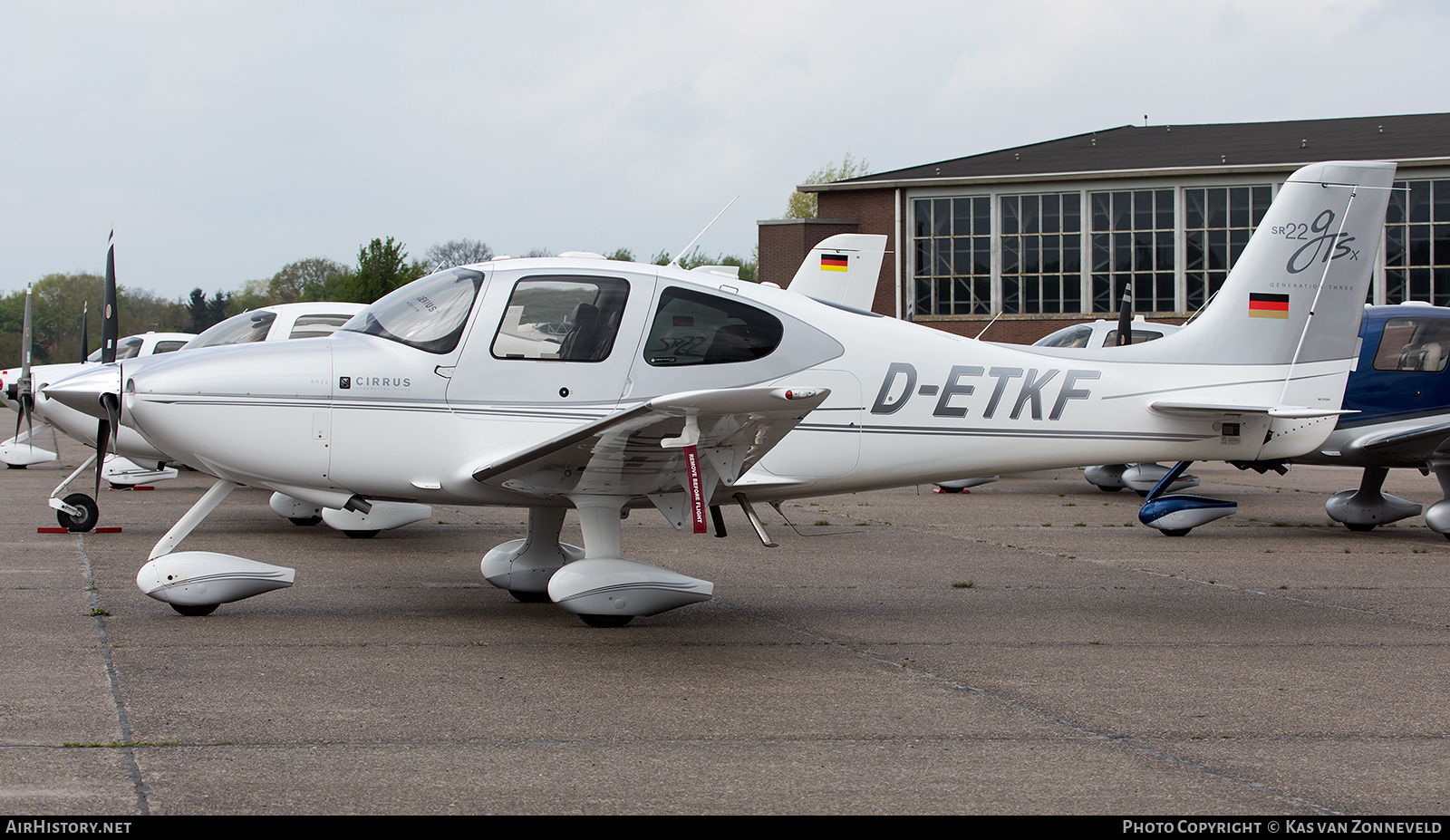 Aircraft Photo of D-ETKF | Cirrus SR-22 G3-GTSX | AirHistory.net #249618