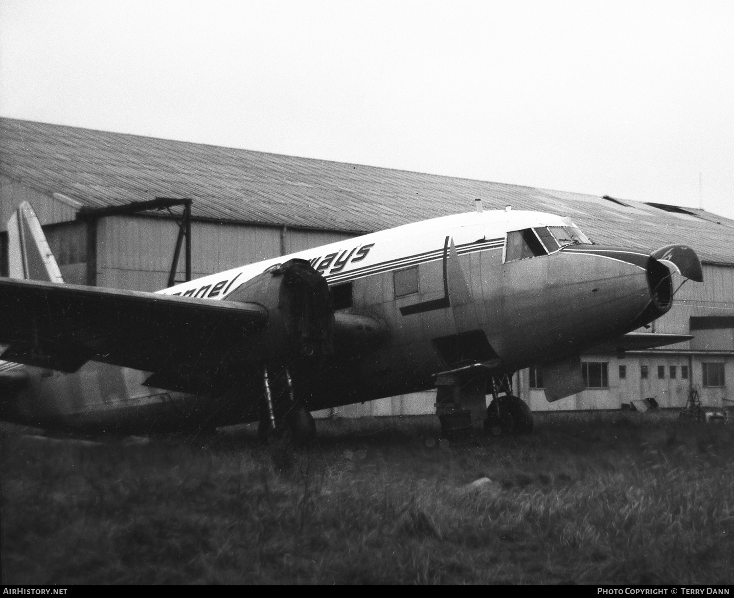 Aircraft Photo of G-AJFS | Vickers 627 Viking 1B | Channel Airways | AirHistory.net #249667