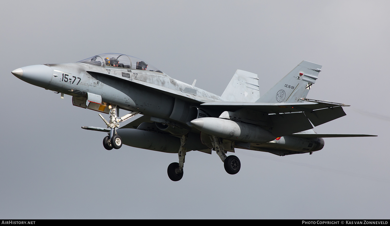 Aircraft Photo of CE.15-09 | McDonnell Douglas EF-18BM Hornet | Spain - Air Force | AirHistory.net #249683