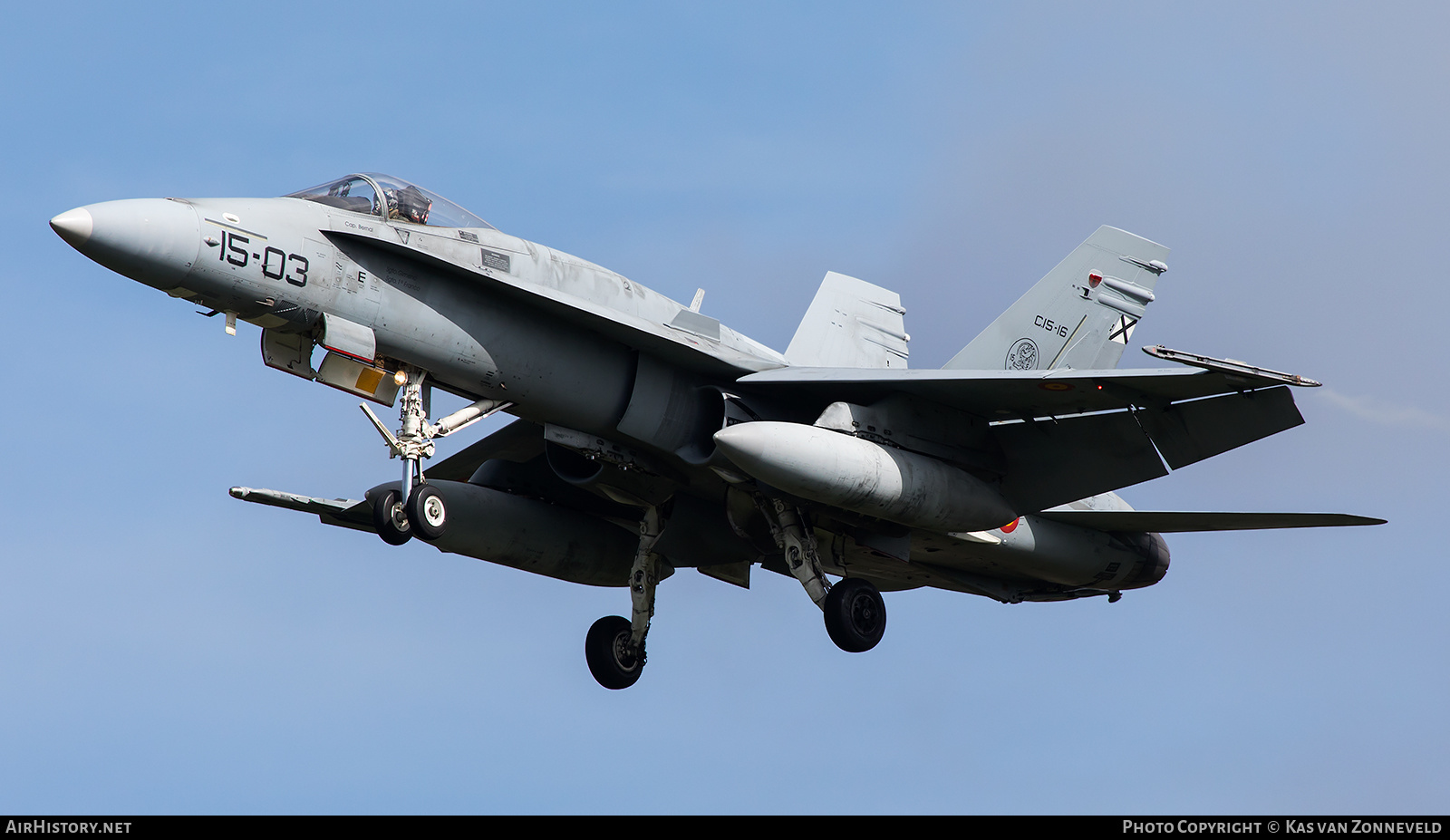 Aircraft Photo of C15-16 | McDonnell Douglas EF-18M Hornet | Spain - Air Force | AirHistory.net #249716
