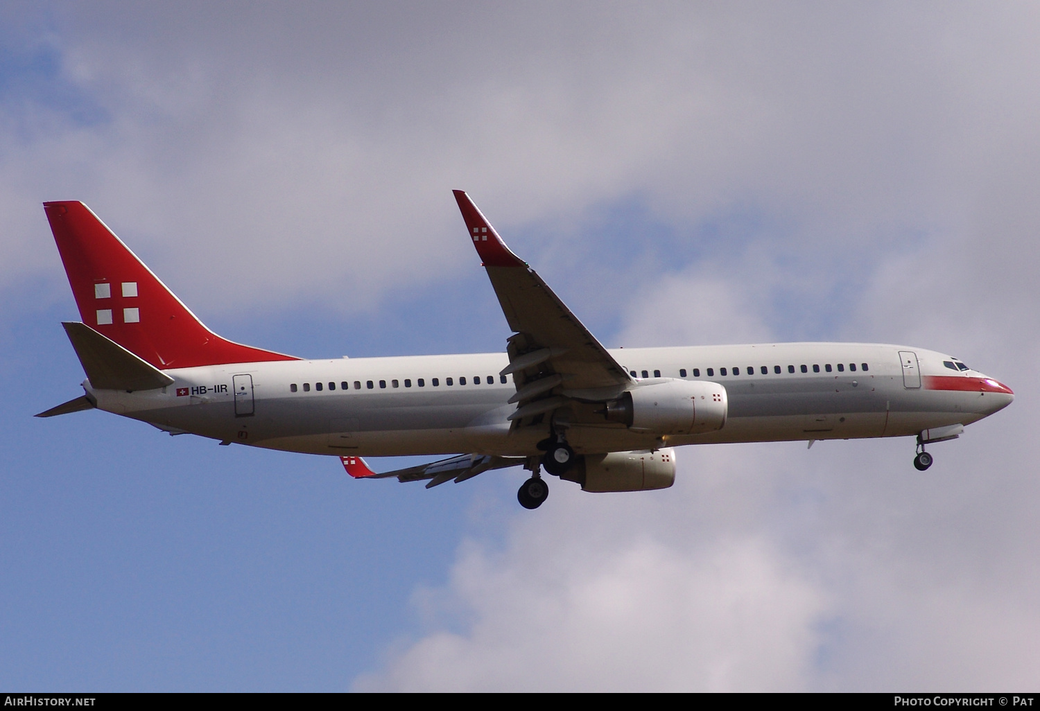Aircraft Photo of HB-IIR | Boeing 737-86Q | PrivatAir | AirHistory.net #249761