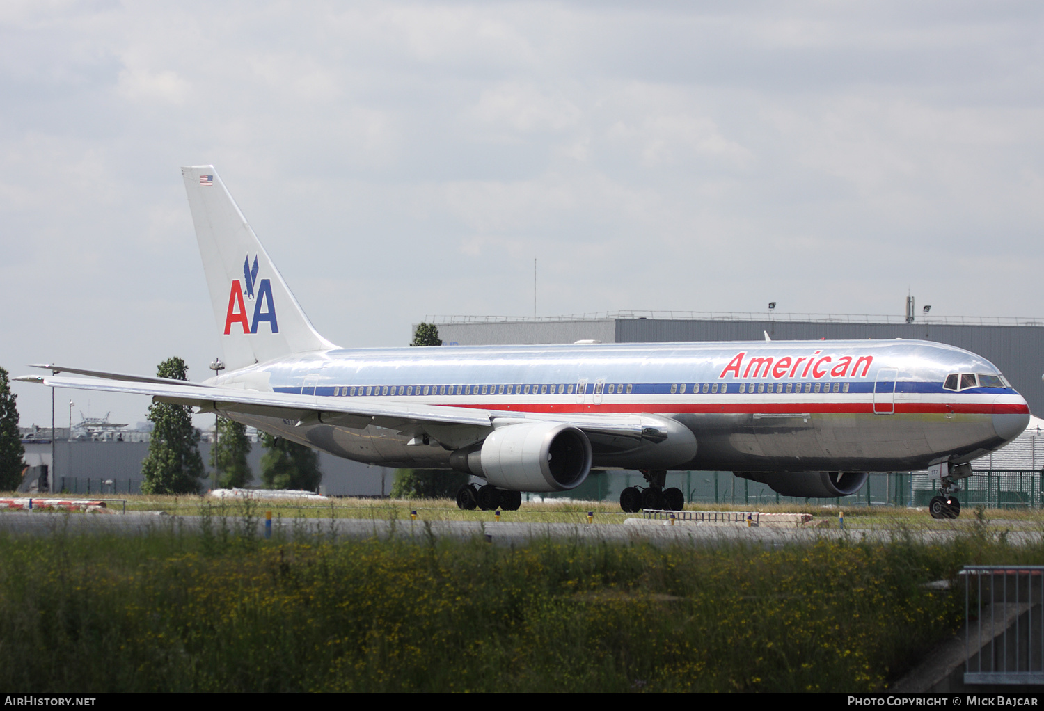 Aircraft Photo of N377AN | Boeing 767-323/ER | American Airlines | AirHistory.net #249978