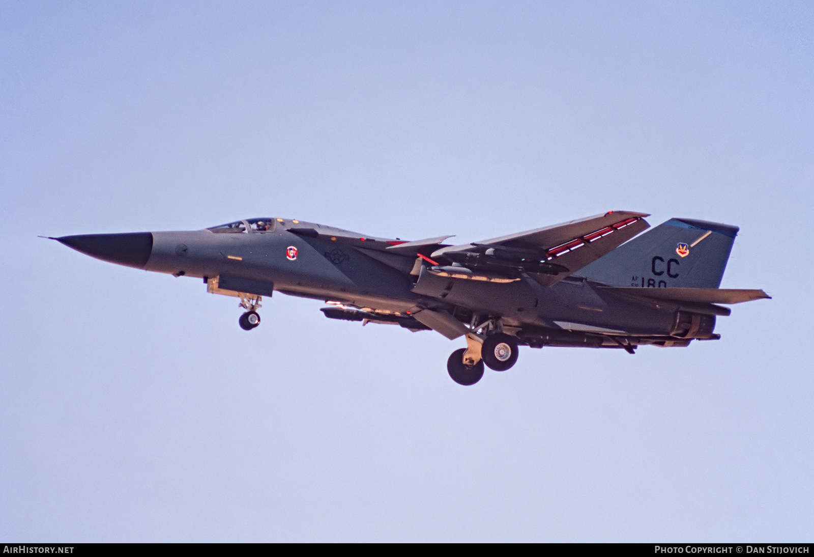 Aircraft Photo of 68-0180 / AF68180 | General Dynamics F-111D Aardvark | USA - Air Force | AirHistory.net #250057