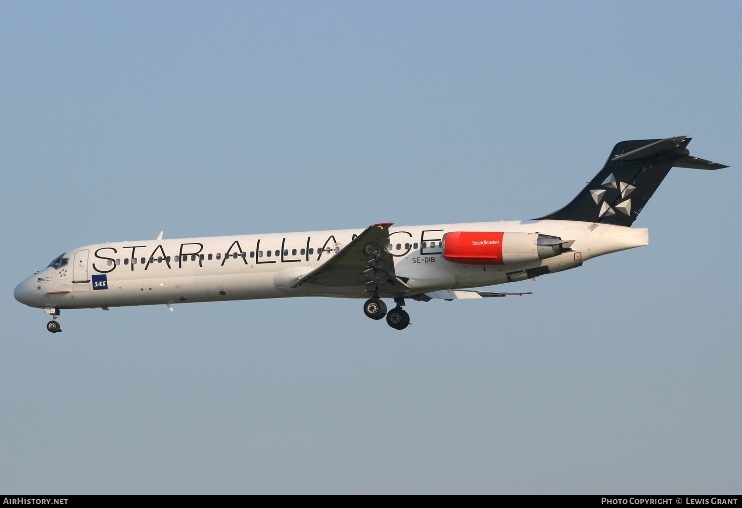 Aircraft Photo of SE-DIB | McDonnell Douglas MD-87 (DC-9-87) | Scandinavian Airlines - SAS | AirHistory.net #250171