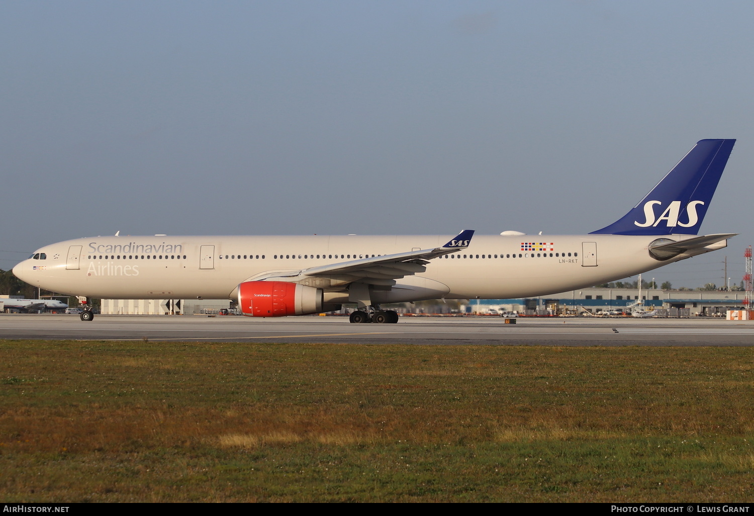 Aircraft Photo of LN-RKT | Airbus A330-343 | Scandinavian Airlines - SAS | AirHistory.net #250185