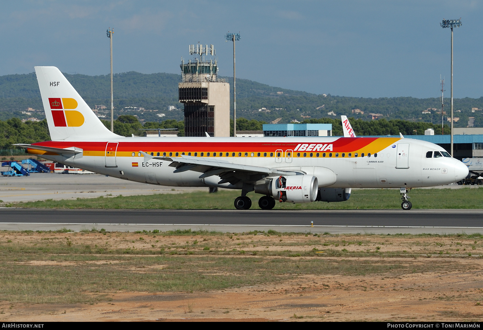 Aircraft Photo of EC-HSF | Airbus A320-214 | Iberia | AirHistory.net #250242