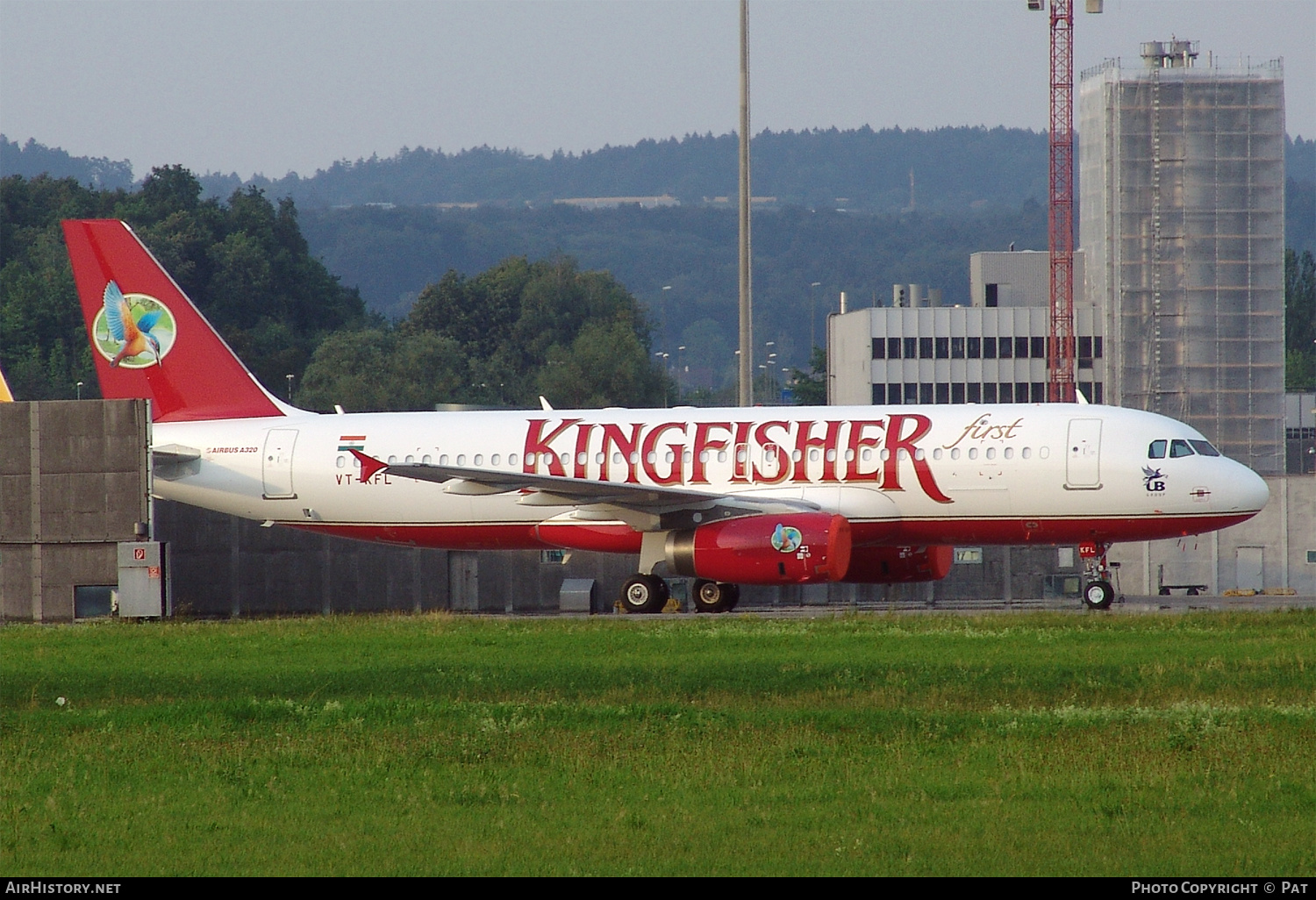 Aircraft Photo of VT-KFL | Airbus A320-232 | Kingfisher Airlines | AirHistory.net #250277