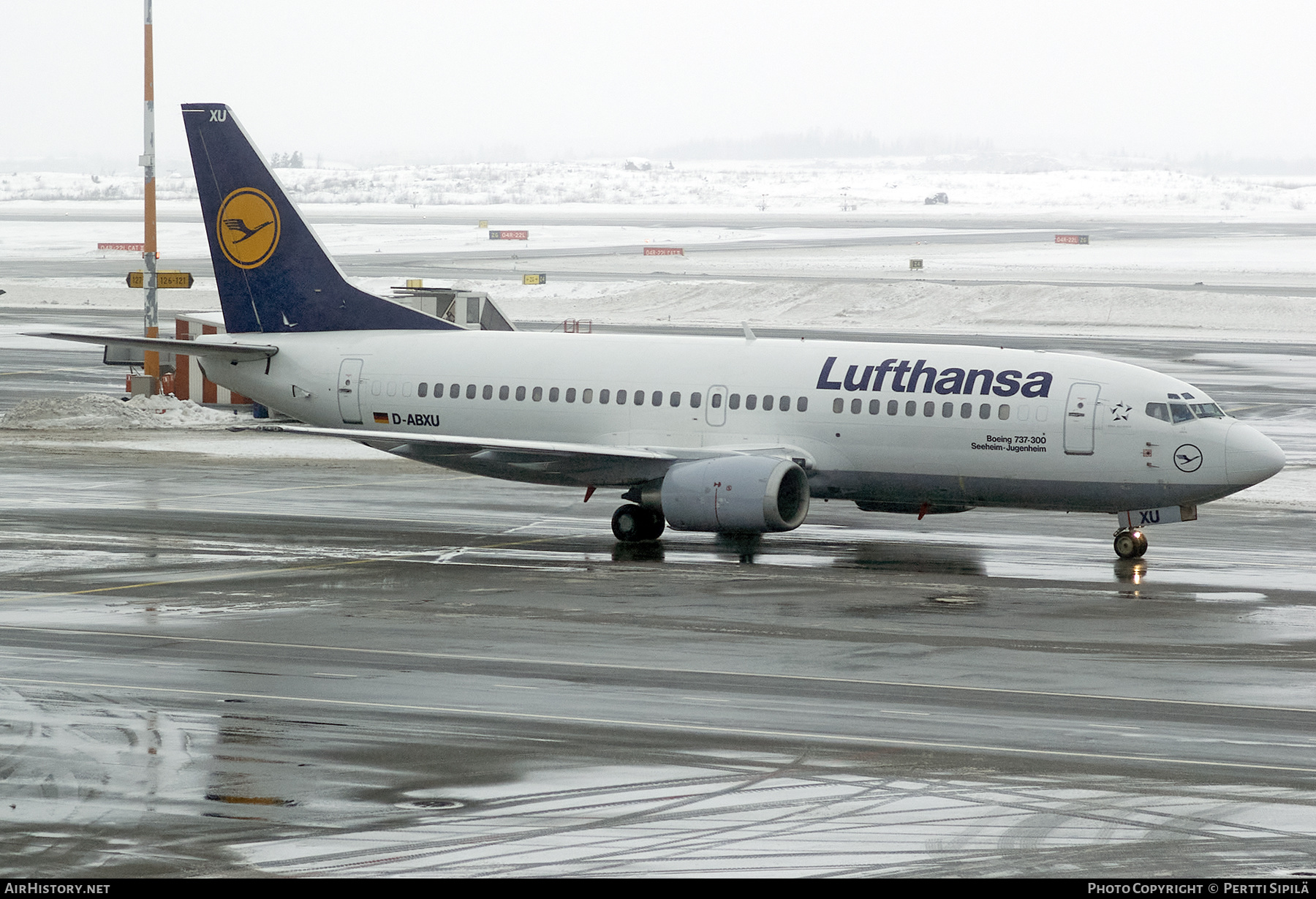 Aircraft Photo of D-ABXU | Boeing 737-330 | Lufthansa | AirHistory.net #250285