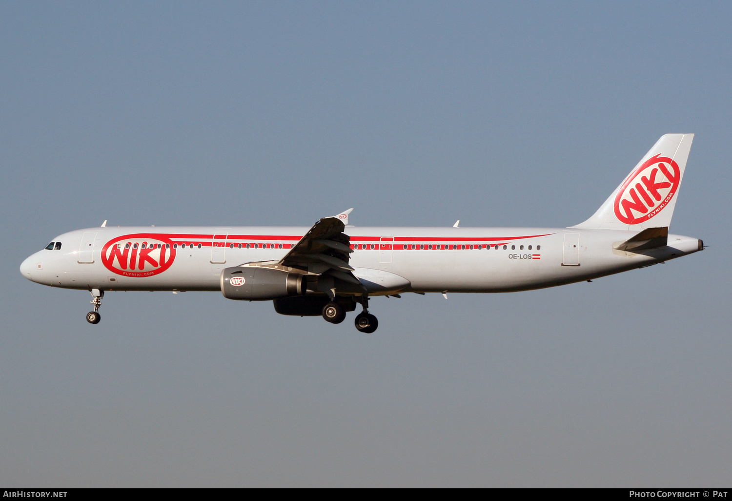 Aircraft Photo of OE-LOS | Airbus A321-231 | Niki | AirHistory.net #250288
