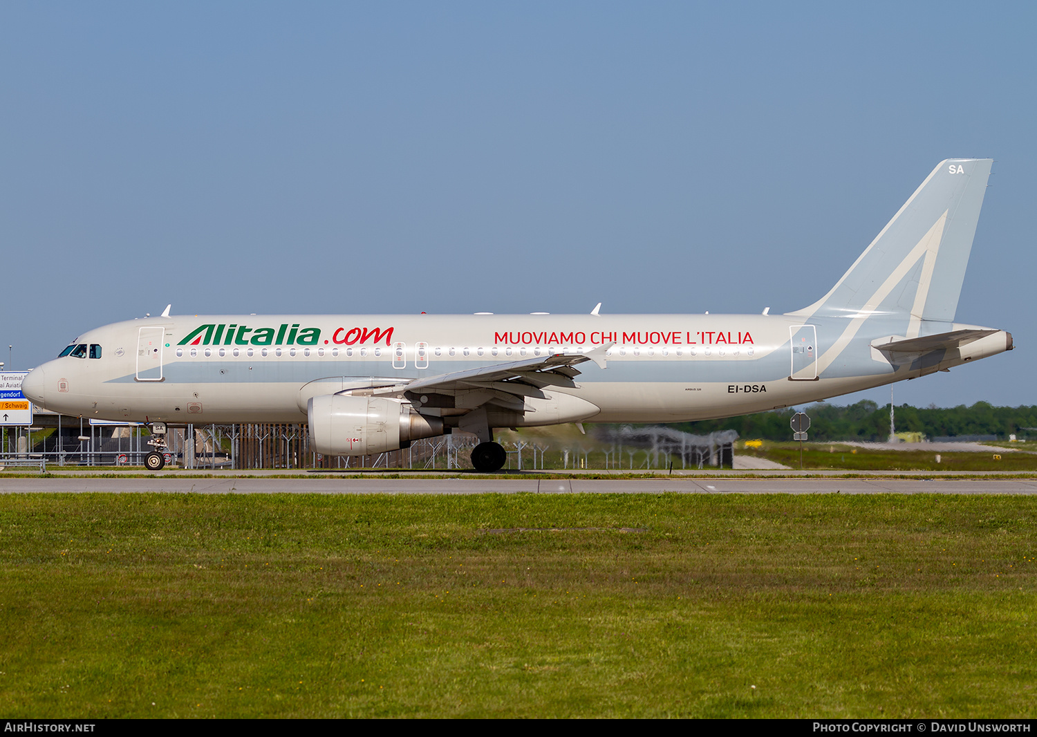 Aircraft Photo of EI-DSA | Airbus A320-216 | Alitalia | AirHistory.net #250428