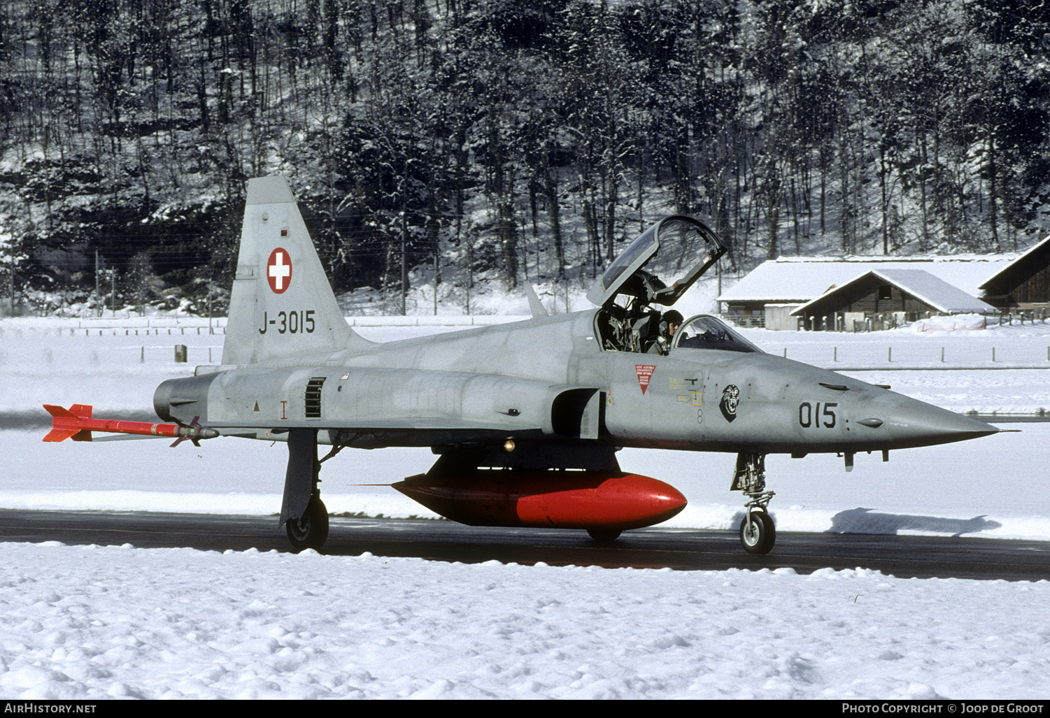 Aircraft Photo of J-3015 | Northrop F-5E Tiger II | Switzerland - Air Force | AirHistory.net #250482