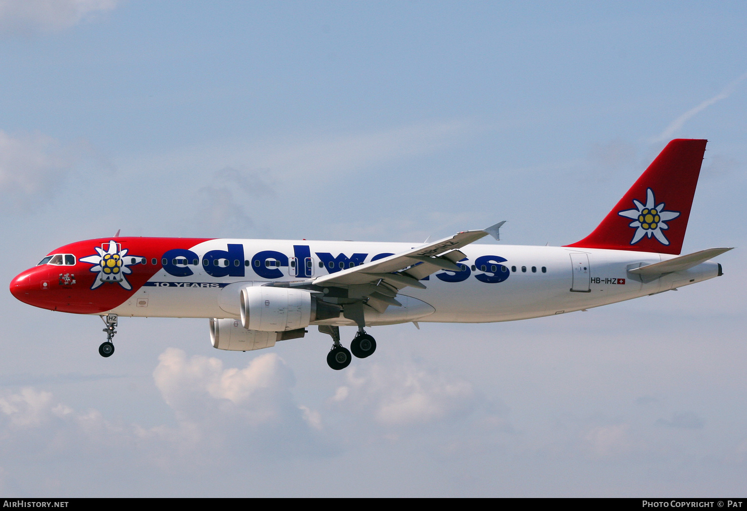Aircraft Photo of HB-IHZ | Airbus A320-214 | Edelweiss Air | AirHistory.net #250508