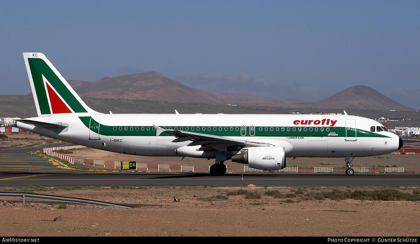 Aircraft Photo of I-BIKC | Airbus A320-214 | Eurofly | AirHistory.net #250587