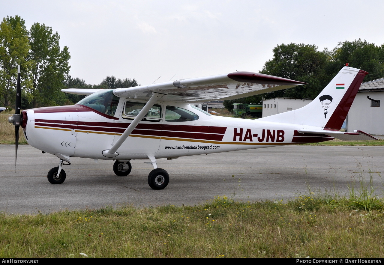 Aircraft Photo of HA-JNB | Cessna 182K Skylane | Skydive Pegaz | AirHistory.net #250705