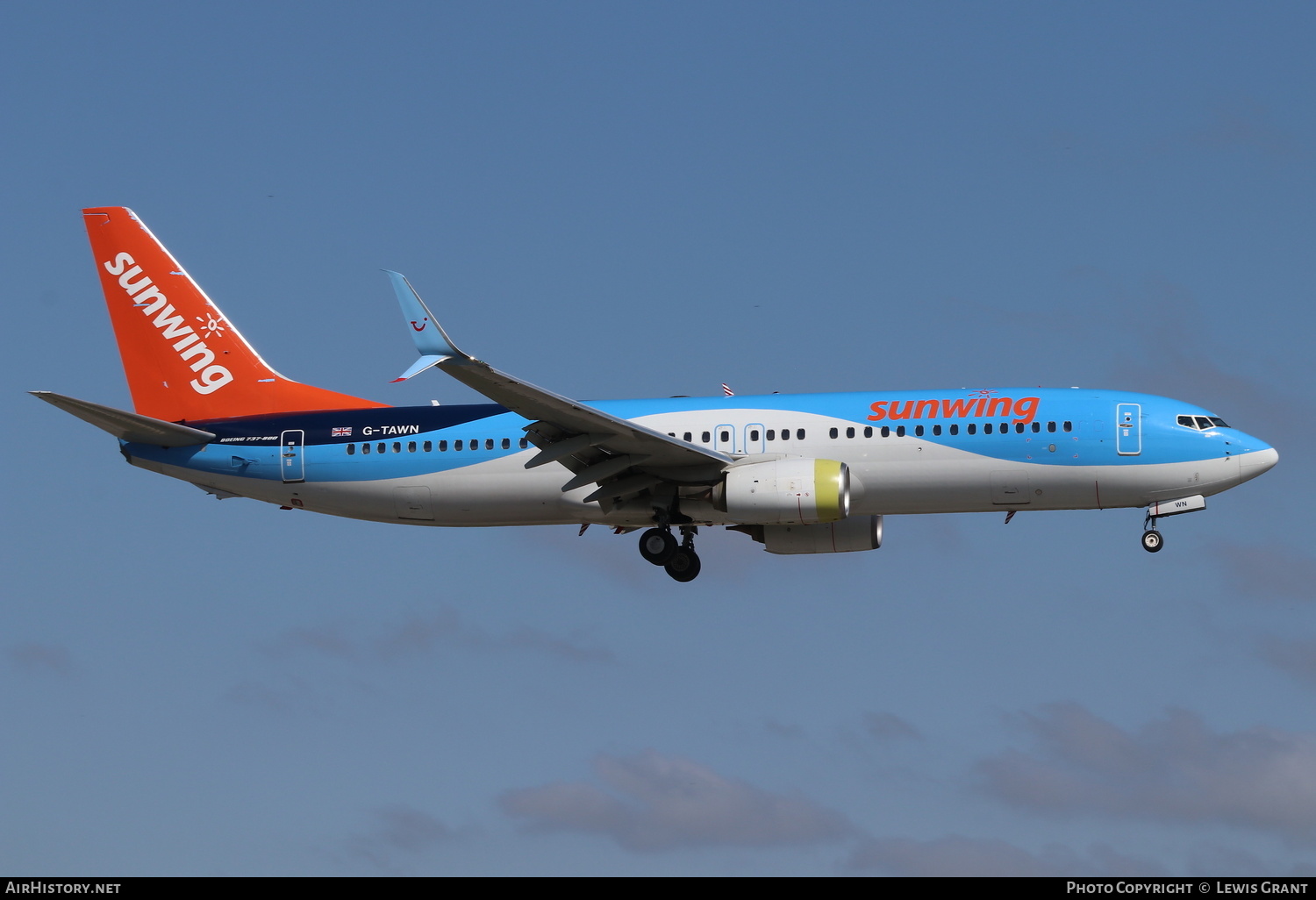 Aircraft Photo of G-TAWN | Boeing 737-8K5 | Sunwing Airlines | AirHistory.net #250749