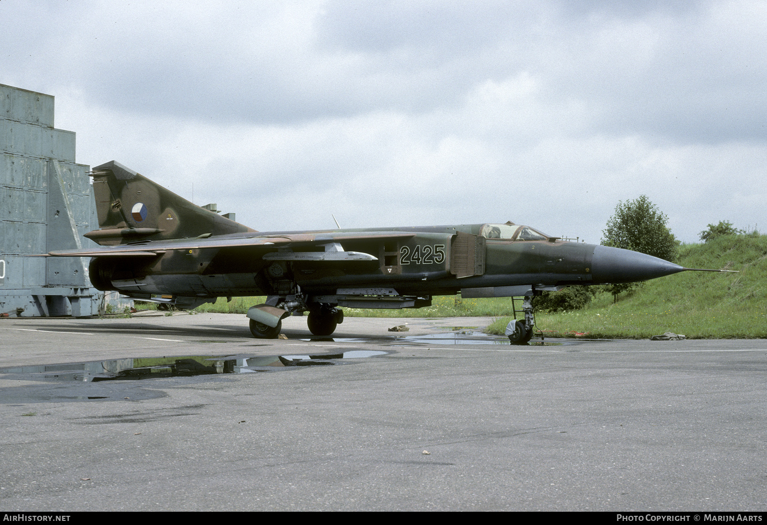 Aircraft Photo of 2425 | Mikoyan-Gurevich MiG-23ML | Czechia - Air Force | AirHistory.net #250788