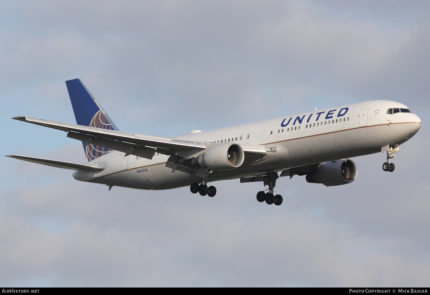 Aircraft Photo of N642UA | Boeing 767-322/ER | United Airlines | AirHistory.net #250930