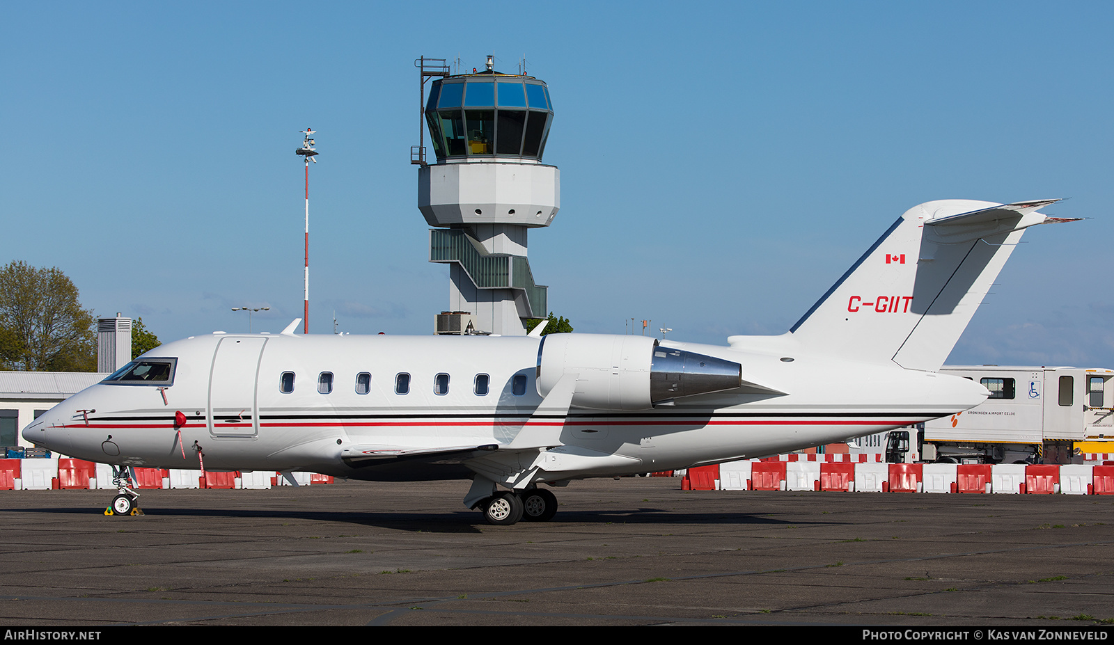 Aircraft Photo of C-GIIT | Bombardier Challenger 605 (CL-600-2B16) | AirHistory.net #250983