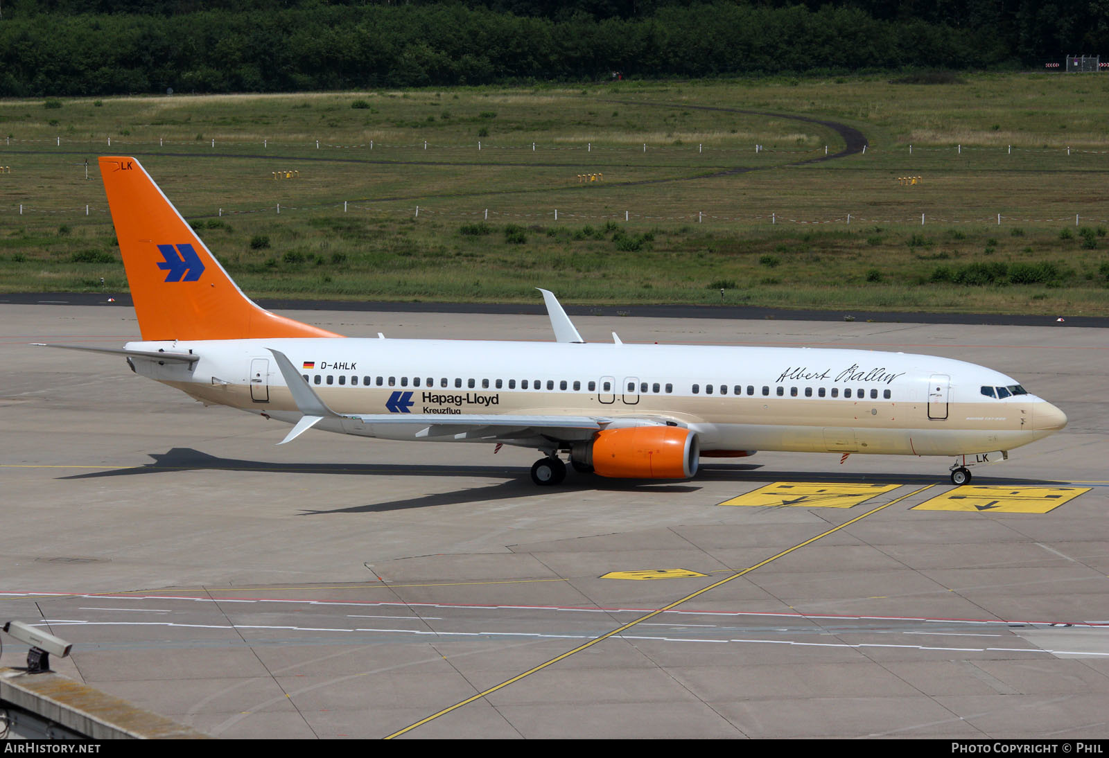 Aircraft Photo of D-AHLK | Boeing 737-8K5 | Hapag-Lloyd Cruises | AirHistory.net #251071