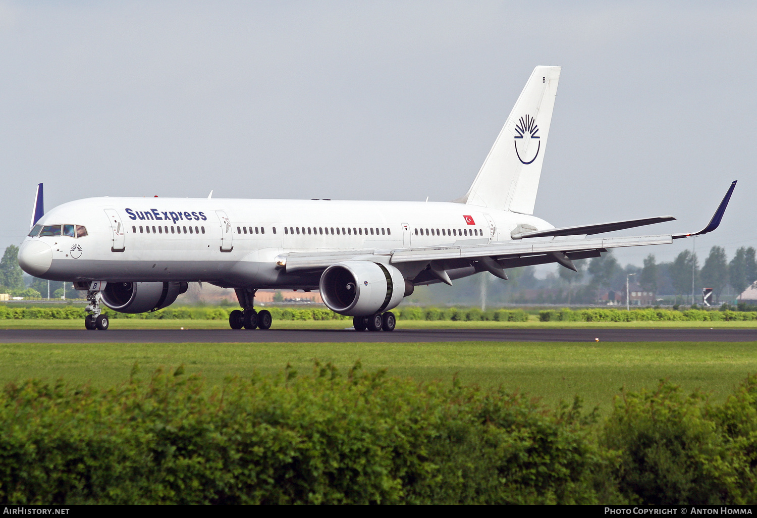 Aircraft Photo of TC-SNB | Boeing 757-2Q8 | SunExpress | AirHistory.net #251105