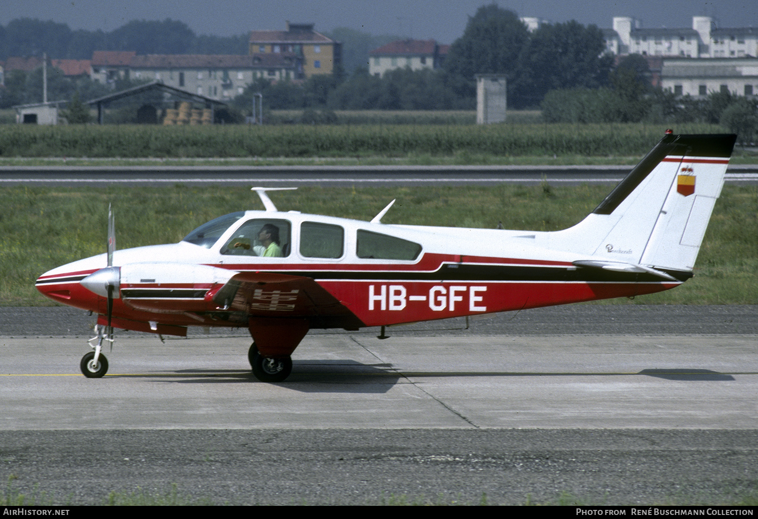 Aircraft Photo of HB-GFE | Beech 95-B55 Baron | AirHistory.net #251150